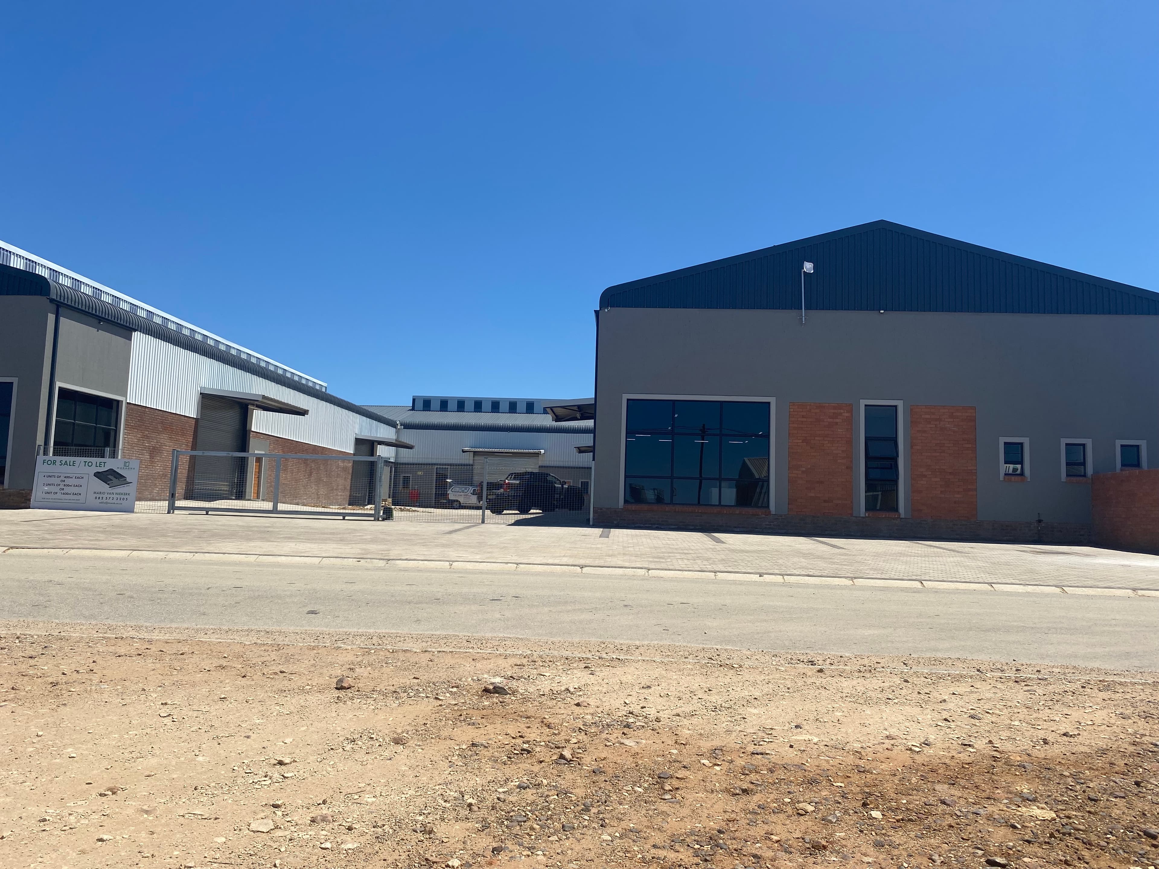 Storage Units/Offices in Mossdustria 