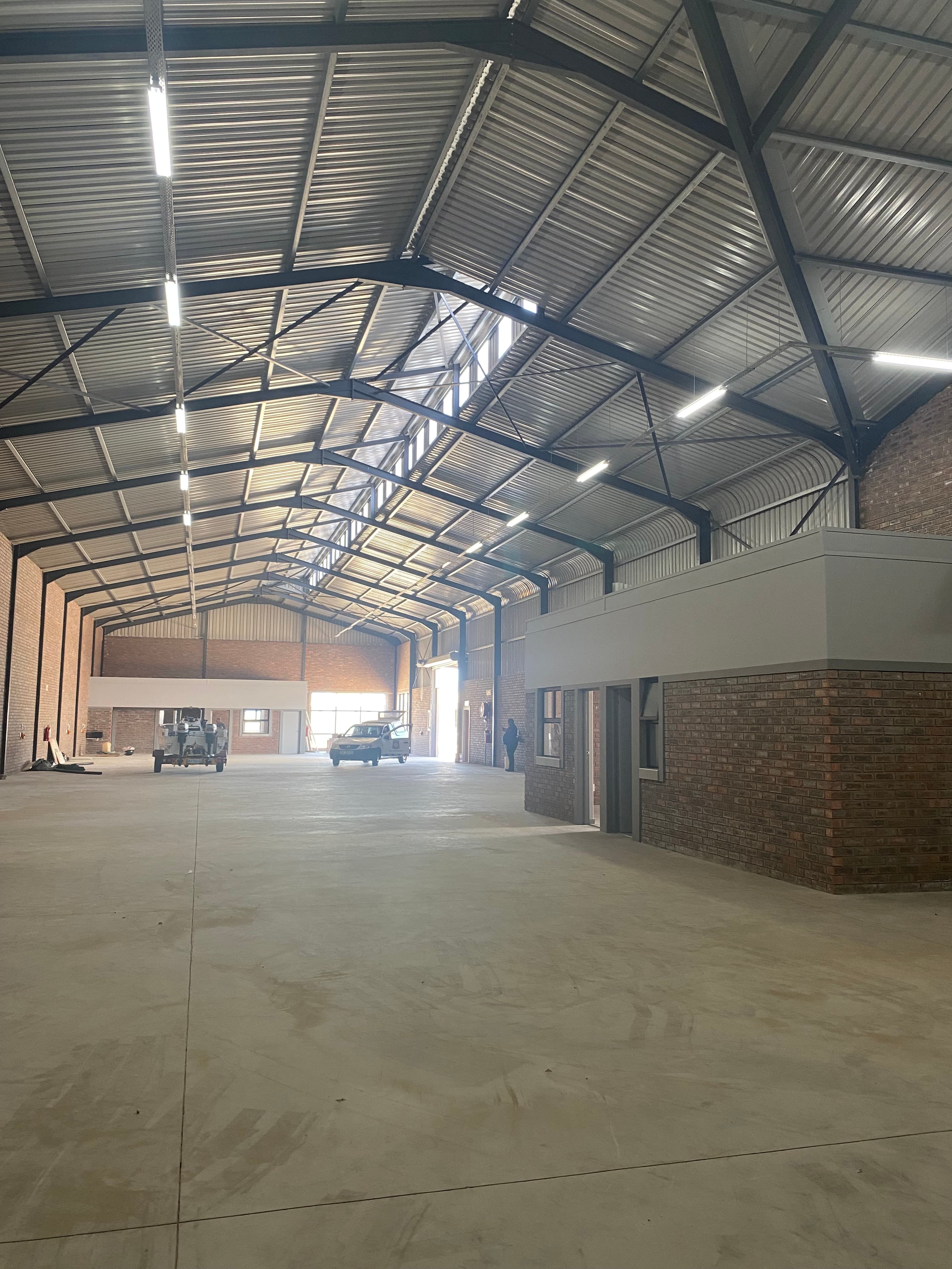 Storage Units/Offices in Mossdustria 